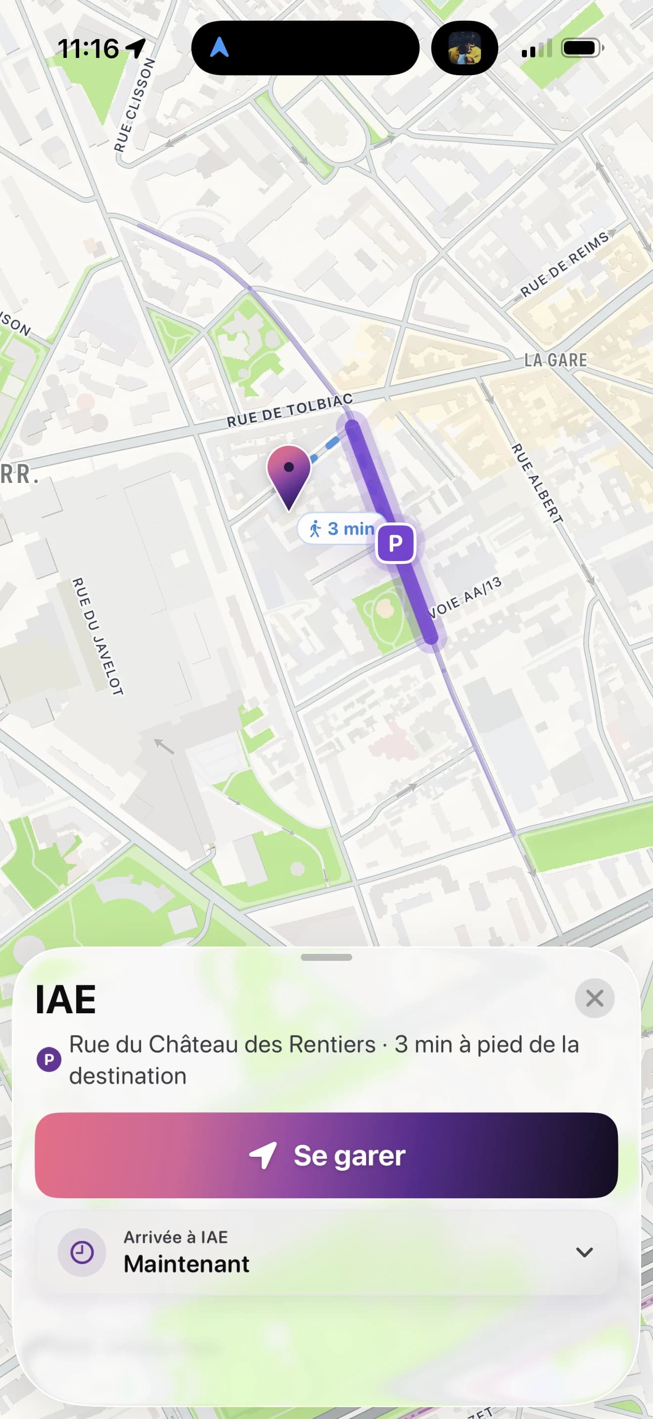 Parknest recommande la rue du Château des Rentiers, avec le trajet à pied jusqu’à la destination.